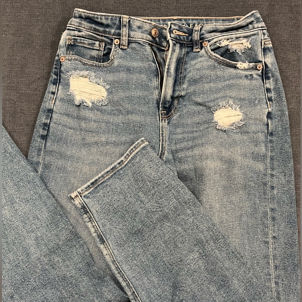 American Eagle Mom Jeans